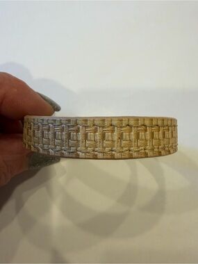 Spark*l Beige Raffia Textured Women's Leather Gracie Bracelet, size 1